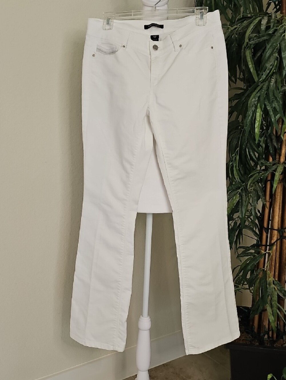 White House Black Market "Noir" Boot Leg White Denim Jeans, Silver Trim